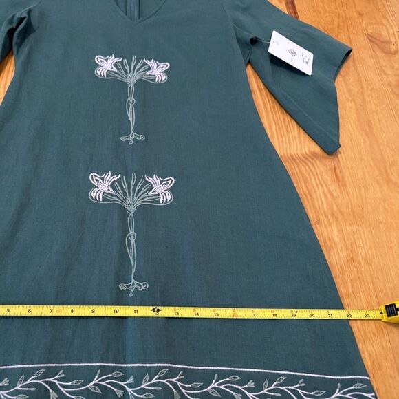 Anna Cate Meredith Mini Dress SIZE XS Pink Green Forest / Lilac Embroidered NWT - Picture 11 of 16